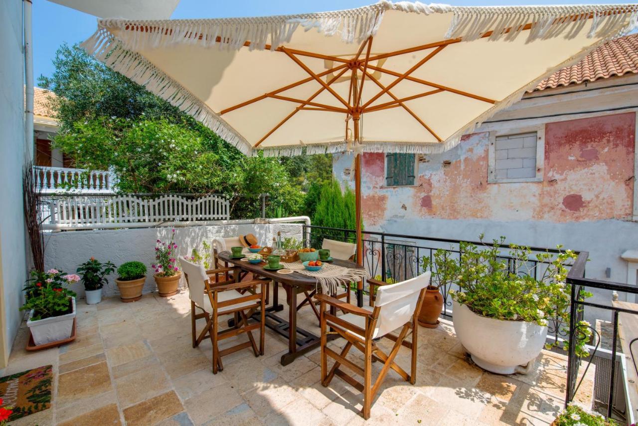 Marilu'S, Paxos Port House Apartment Gaios Exterior photo